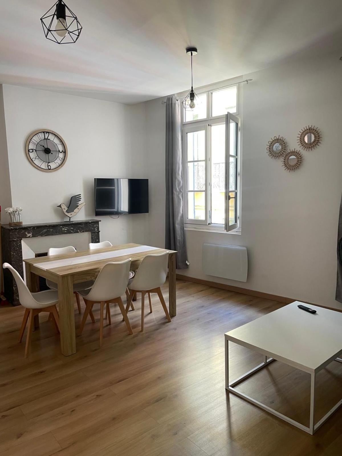 Appartement Gaudi Centre Historique แปร์ปินญอง ภายนอก รูปภาพ