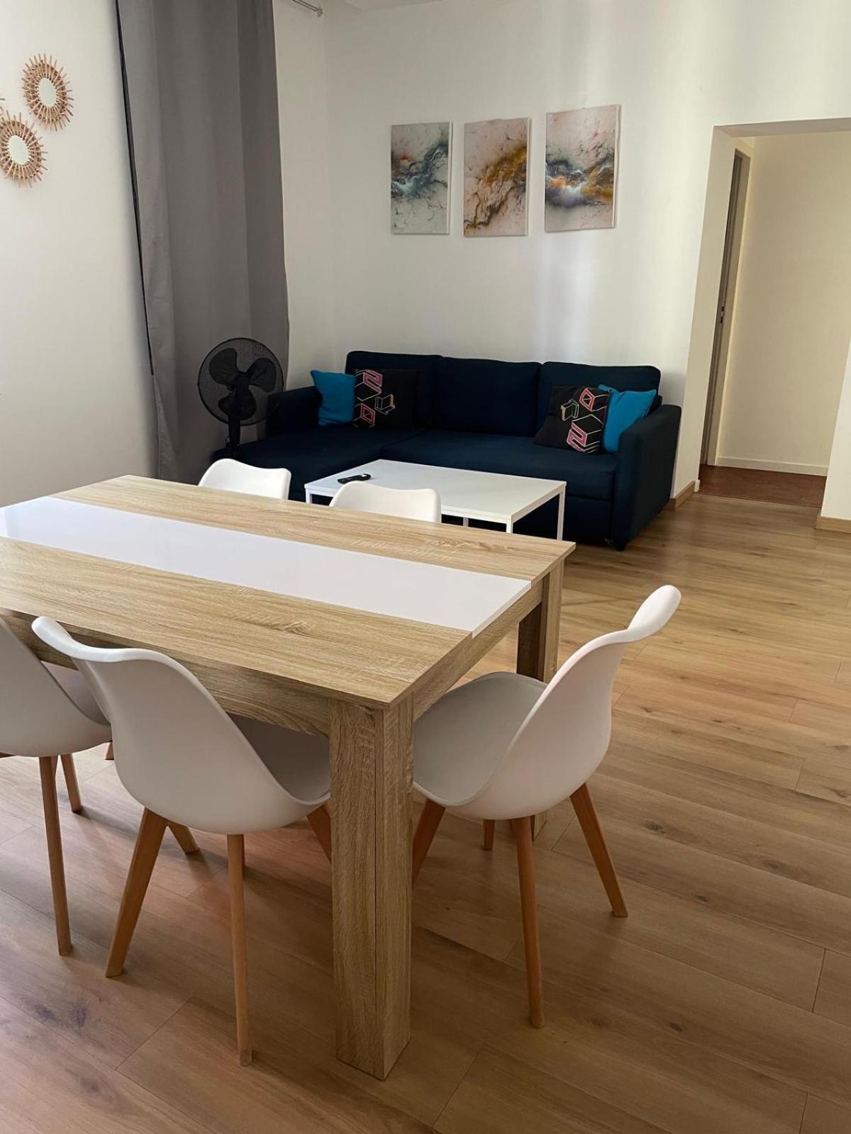 Appartement Gaudi Centre Historique แปร์ปินญอง ภายนอก รูปภาพ